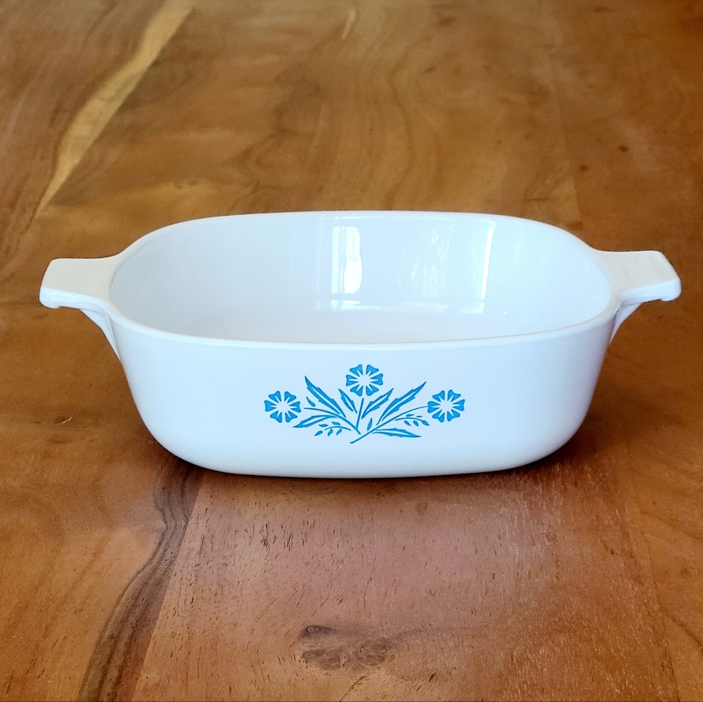 Cornflower Blue Corning Ware 1 qt Casserole Dish